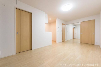 内装は落ち着いています
