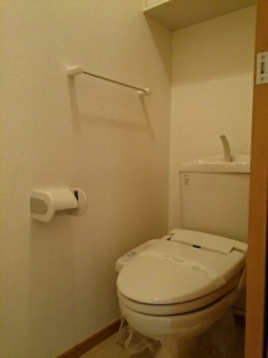 コンパクトで使いやすいトイレです