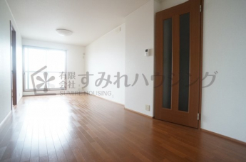 参考、同建物・反転間取りの号室