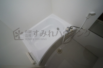 参考、同建物・反転間取りの号室