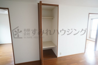 参考、同建物・反転間取りの号室