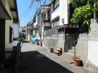前面道路を含む現地
