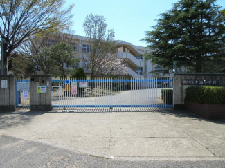 神戸市立有瀬小学校まで1230m