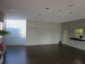 松山市余戸南３丁目の中古マンションの画像