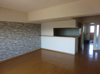 松山市余戸南３丁目の中古マンションの画像