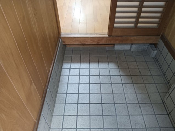 【玄関】