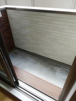 【バルコニー】