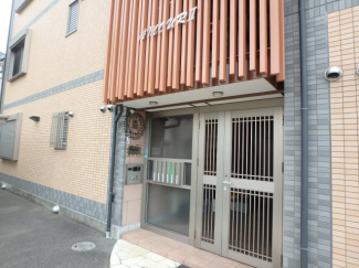【エントランス】