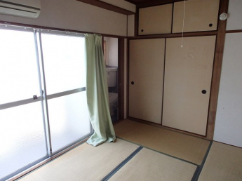 【居間・リビング】