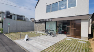 駐車場・駐輪場