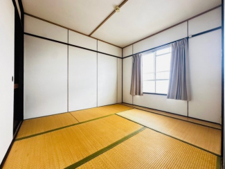 【寝室】