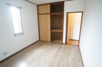 【寝室】