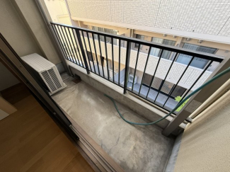 【バルコニー】