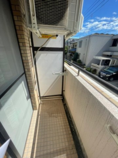 【バルコニー】