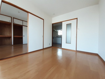 明るい室内です