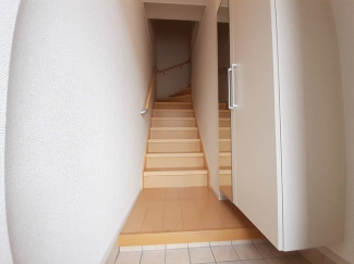 明るい玄関です