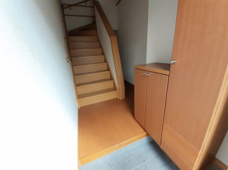 毎日通る玄関はこちらです