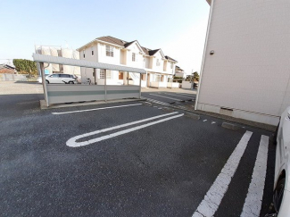 駐車スペースもあります