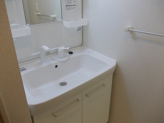忙しい朝には欠かせない洗面所です