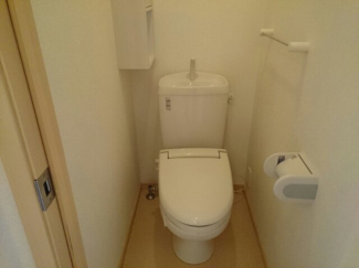 ゆったりとした空間のトイレです