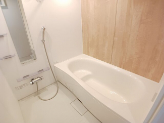 ゆったり過ごせるお風呂です