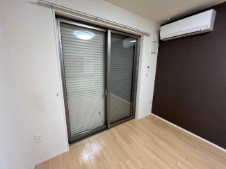 シャッター付きで防音・防犯