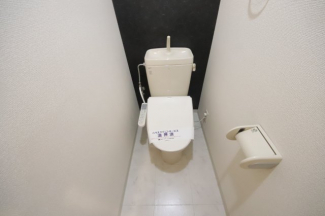 清潔感のあるトイレです