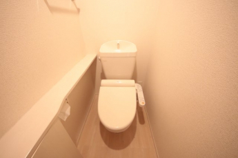 シンプルで使いやすいトイレです