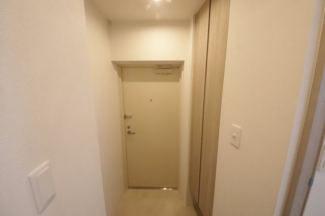収納もある玄関です