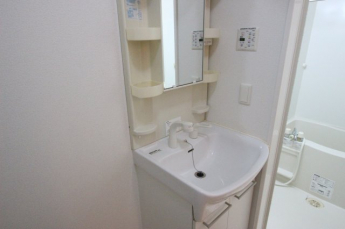 コンパクトで使いやすい洗面所