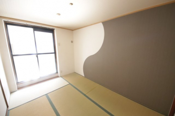 和室、ちょっとしたくつろぎスペースにいかがでしょうか