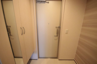 毎日通る玄関はこちらです