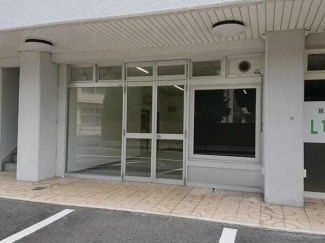 県立丹原高校前のサンハイツ丹原の画像