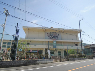 八幡浜市立神山幼稚園まで1761m
