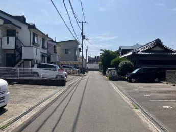 北側前面道路