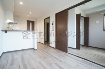 【居間・リビング】