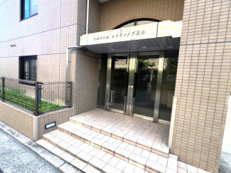 【エントランス】