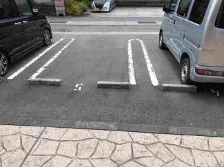 【駐車場】