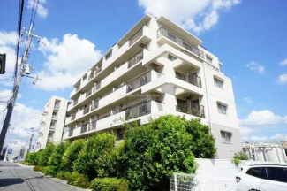 ７階建ての６・７階部分。　メゾネット２階建てタイプです。