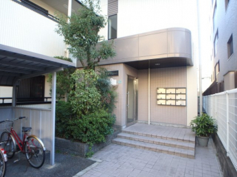 建物入り口