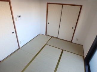 爽やかな風と光が舞い込みます