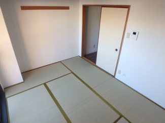溢れる陽光でご家族の笑顔も輝く住まい