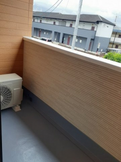 【バルコニー】