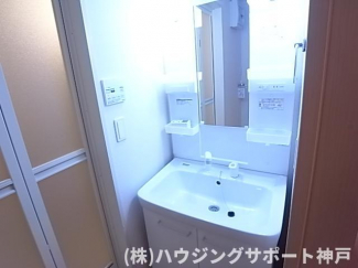 【洗面所】