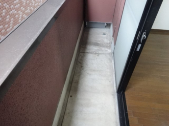 【バルコニー】