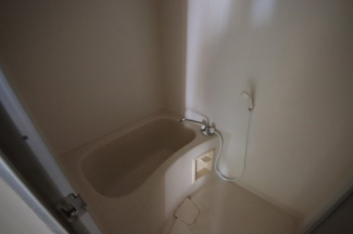ゆったり過ごせるお風呂です