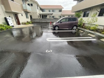 【駐車場】