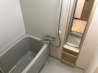 バス
