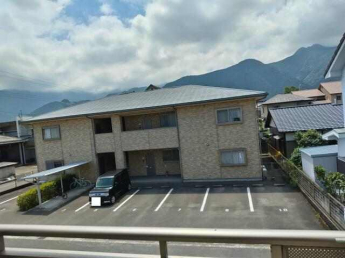ロイヤルハウス西泉　ⅰ番館　２番館の画像