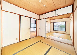 6帖4.5帖続き和室の6帖和室を洋室に変更予定です。